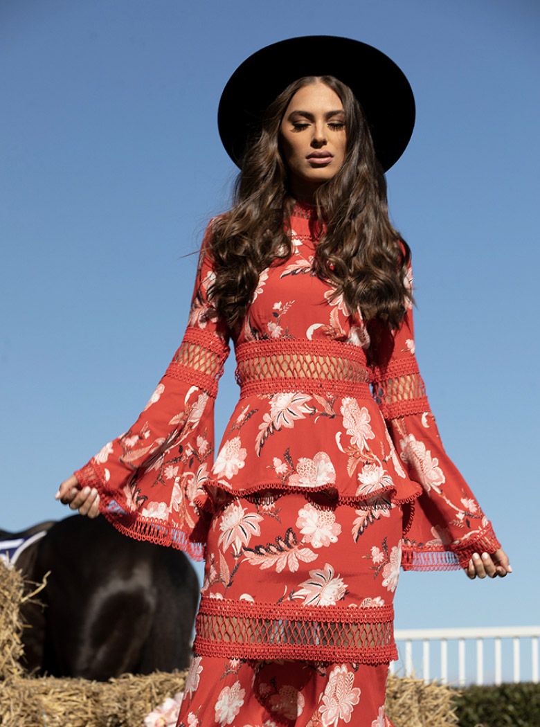 plus size race day outfit